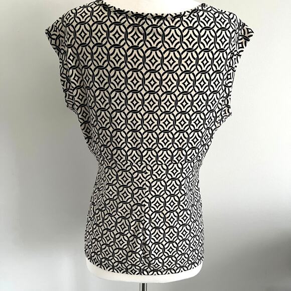 Vintage BCBG Paris Interlinking Circle Trellis Grid V-Neck Top Cream Black L - Picture 4 of 7